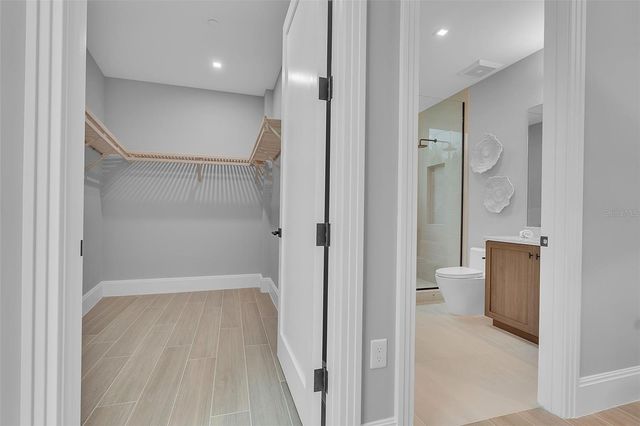 70 AVENIDA VENECCIA 201, Sarasota, FL 34242