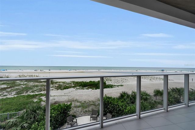 70 AVENIDA VENECCIA 201, Sarasota, FL 34242