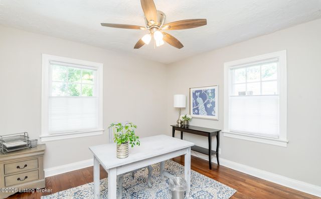 218 Fairlawn Rd, Louisville, KY 40207
