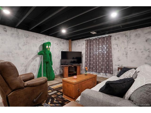 1132 101st Avenue Ct, Greeley, CO 80634