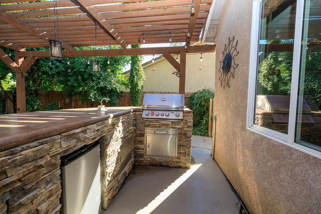 2912 Marazan St, Denair, CA 95316