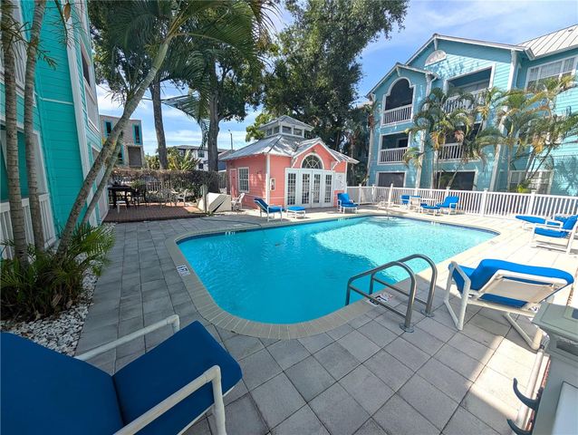 3002 W CLEVELAND STREET E10, Tampa, FL 33609