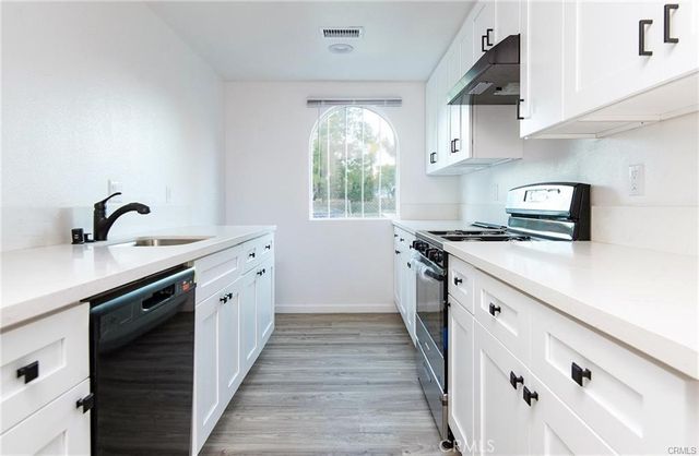 5518 E Los Angeles Avenue 1, Simi Valley, CA 93063
