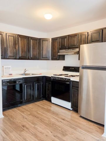 41 Maple Wing Boulevard, Central Islip, NY 11722