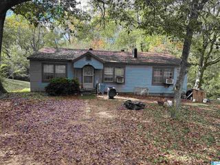 178 2ND STREET NW, Graysville, AL 35073