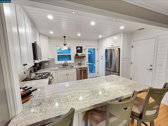 2731 Bonifacio Street, Concord, CA 94519
