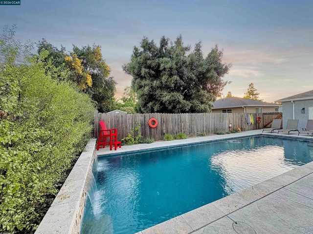 2731 Bonifacio Street, Concord, CA 94519