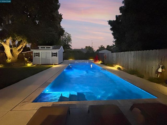 2731 Bonifacio Street, Concord, CA 94519