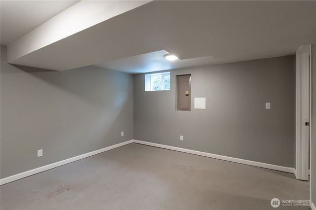 1710 8th Street, Bremerton, WA 98337