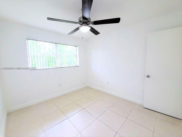 15659 SW 73rd Cir Ter 5-4, Miami, FL 33193