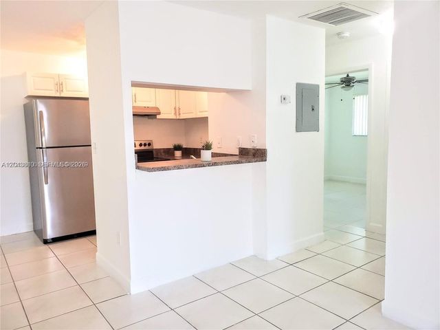 15659 SW 73rd Cir Ter 5-4, Miami, FL 33193