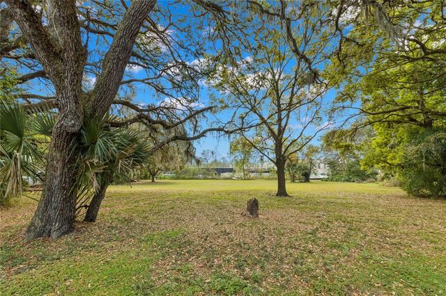 8617 TEMPLE TERRACE HIGHWAY, Tampa, FL 33637