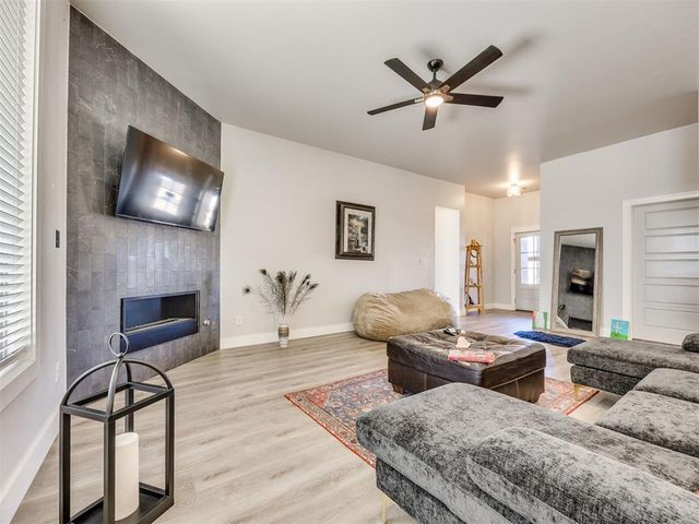 1412 NW 17th Place, Newcastle, OK 73065