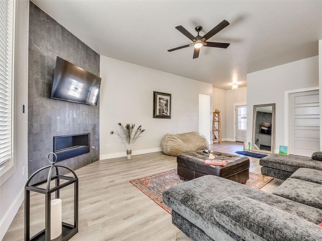 1412 NW 17th Place, Newcastle, OK 73065