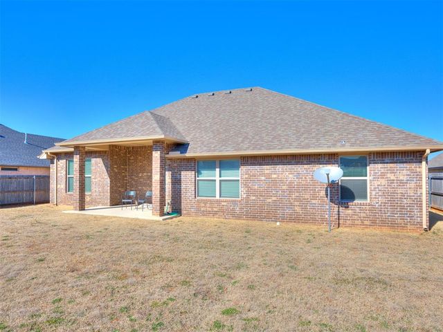 1412 NW 17th Place, Newcastle, OK 73065