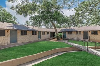 609 E 45th ST 104, Austin, TX 78751
