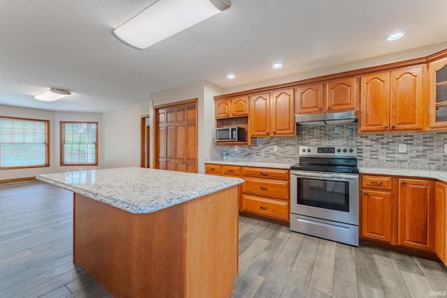 2142 N Bethlehem Road, Marion, IN 46952