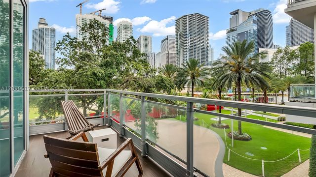90 SW 3rd St 308, Miami, FL 33130