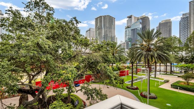 90 SW 3rd St 308, Miami, FL 33130
