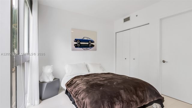 90 SW 3rd St 308, Miami, FL 33130