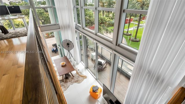 90 SW 3rd St 308, Miami, FL 33130