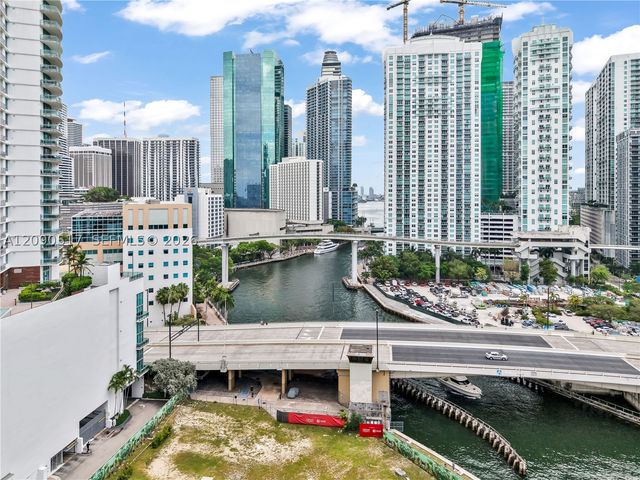 90 SW 3rd St 308, Miami, FL 33130