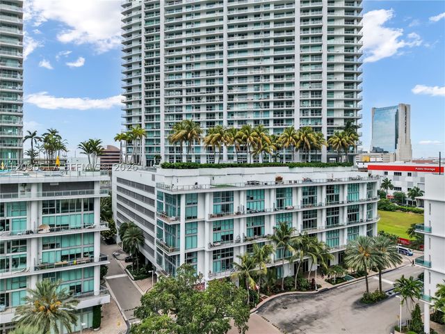 90 SW 3rd St 308, Miami, FL 33130