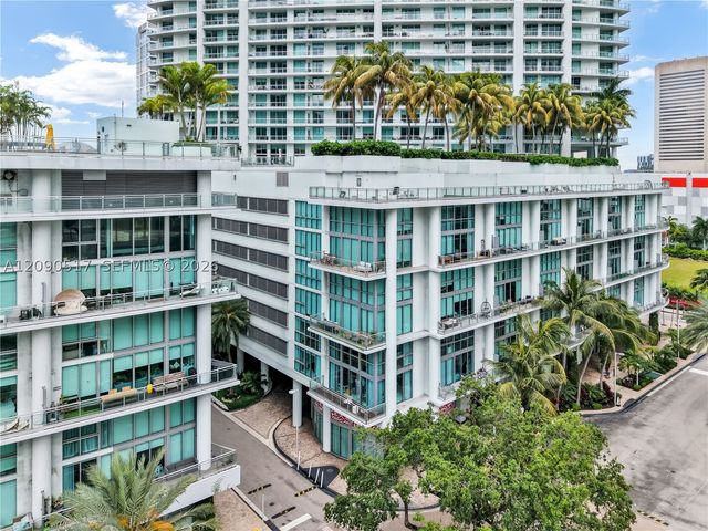 90 SW 3rd St 308, Miami, FL 33130