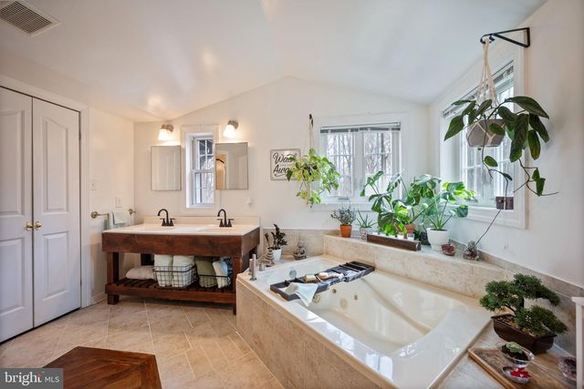 13403 CATOCTIN FURNACE RD, Thurmont, MD 21788