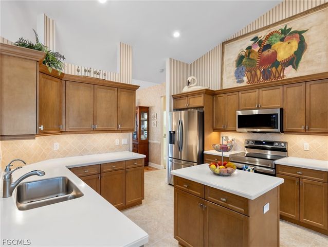 15567 Caloosa Creek CIR, Fort Myers, FL 33908