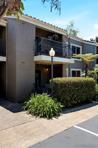8430 Via Mallorca 111, La Jolla, CA 92037