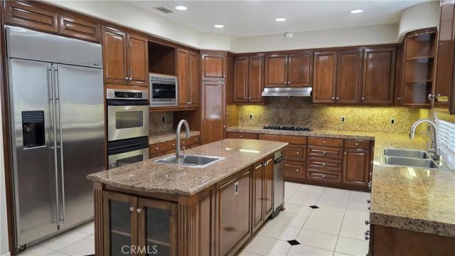 20421 Via Medici, Northridge, CA 91326