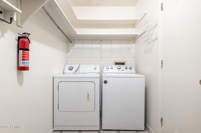 964 W Hackamore Street, Mesa, AZ 85201