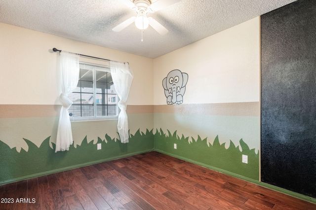 964 W Hackamore Street, Mesa, AZ 85201