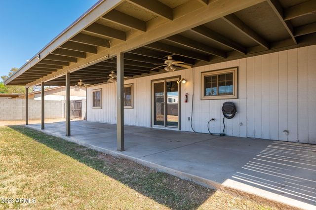 964 W Hackamore Street, Mesa, AZ 85201