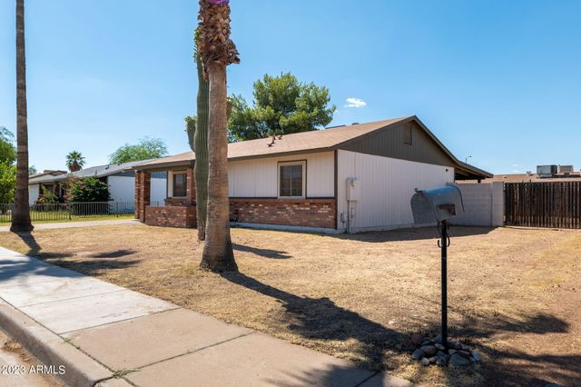 964 W Hackamore Street, Mesa, AZ 85201