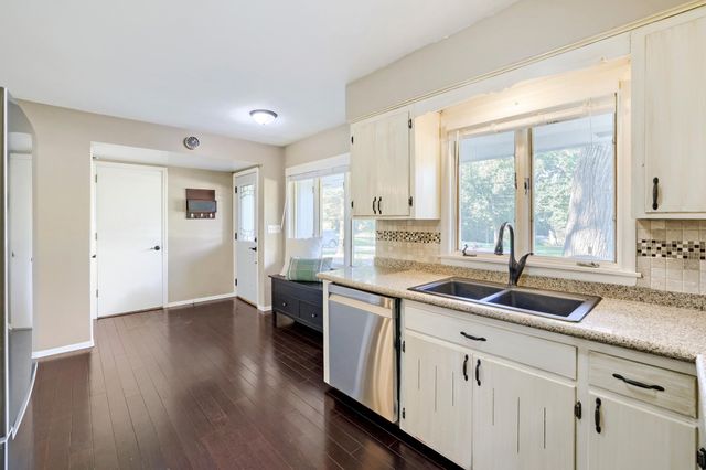 3523 Arbor Lane, Minnetonka, MN 55305