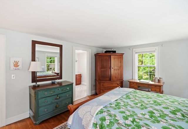 227-R Main St, Hingham, MA 02043