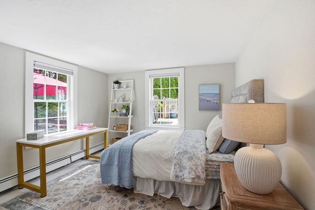 227-R Main St, Hingham, MA 02043