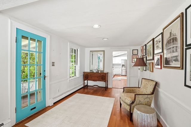 227-R Main St, Hingham, MA 02043