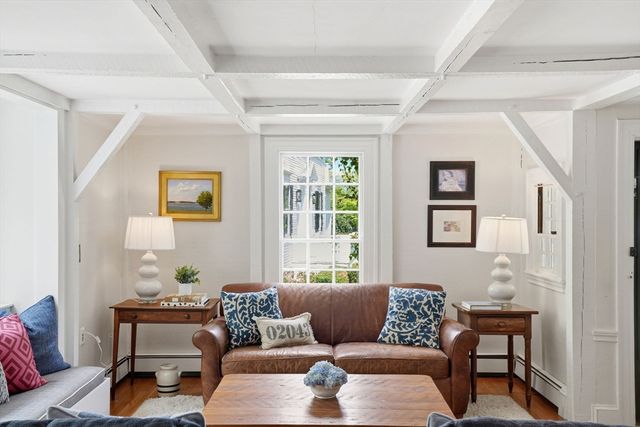 227-R Main St, Hingham, MA 02043