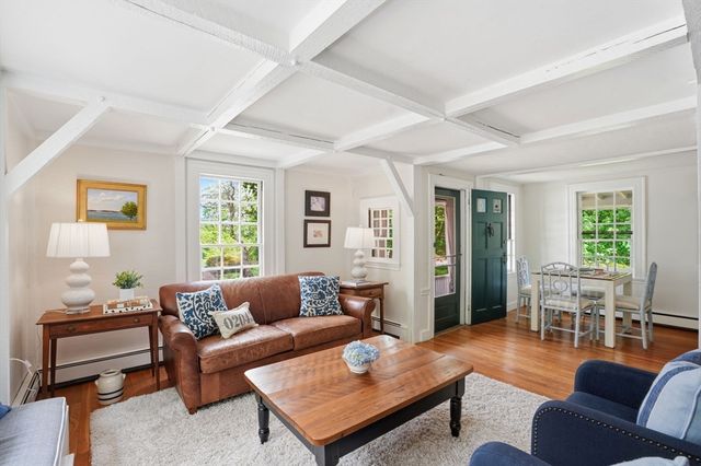 227-R Main St, Hingham, MA 02043