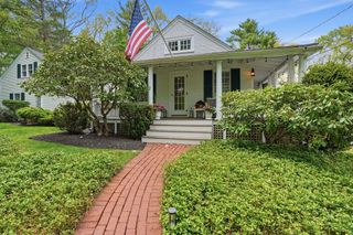 227-R Main St, Hingham, MA 02043