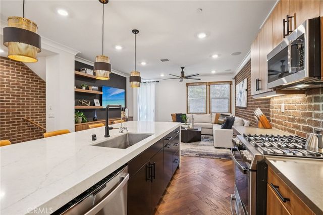 831 S Grable Circle, Orange, CA 92868