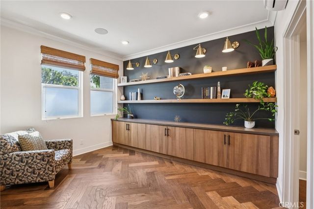 831 S Grable Circle, Orange, CA 92868