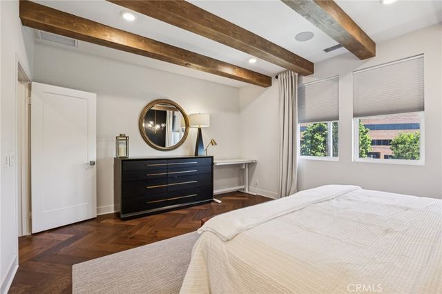 831 S Grable Circle, Orange, CA 92868