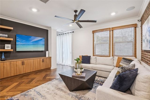 831 S Grable Circle, Orange, CA 92868