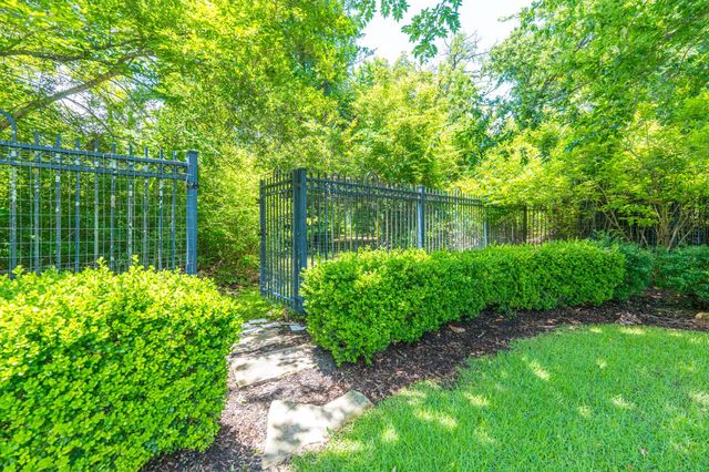 247 S Fazio Way, Spring, TX 77389
