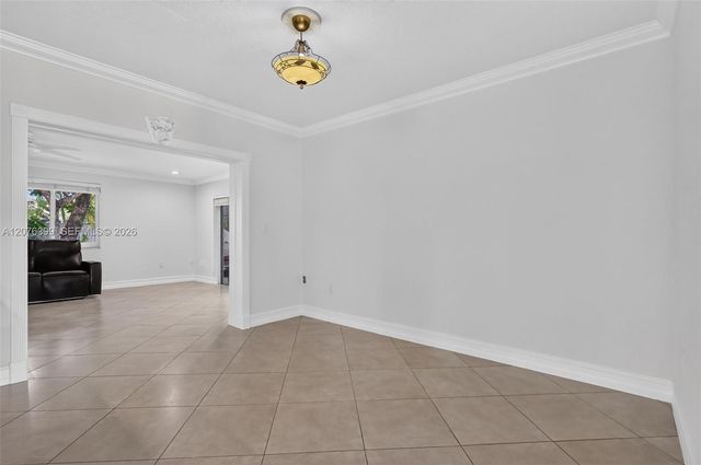 8936 SW 11th Street, Miami, FL 33174