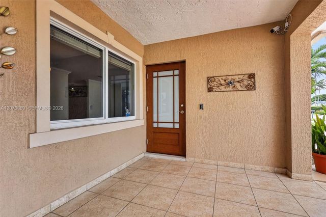 8936 SW 11th Street, Miami, FL 33174